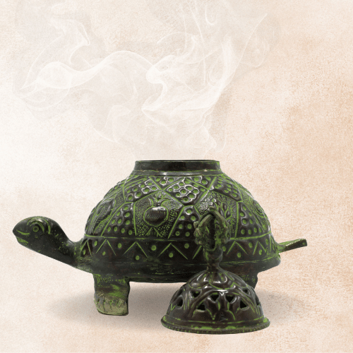 Bruleur d'encens antique en forme de tortue vert fait main en Inde