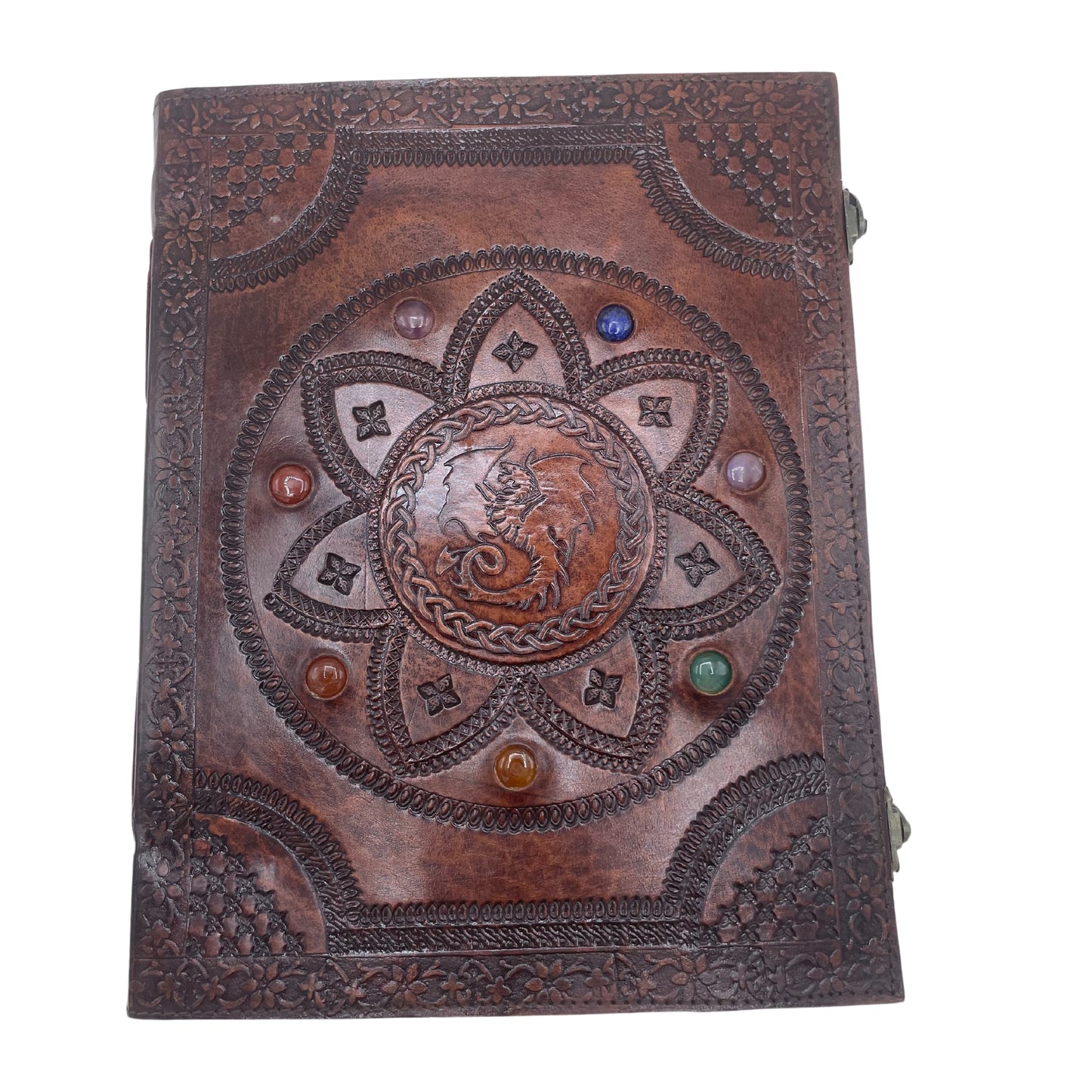 Grand carnet de cuir marron 7 chakras mandala et dragon avec fermoir - Grimoire de sort, ésotérique, sorcier, sorcier, mystique, mystérieux - Livre de note, pensées, poème, magie - Beau cadeau ésotérique